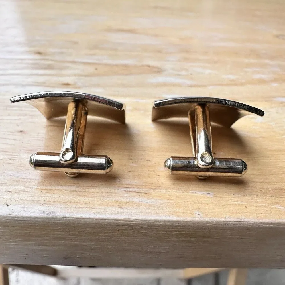 Vintage DLC Monogram Cufflinks 0.9 Inch Square Gold Tone Metal Classic‎ Retro